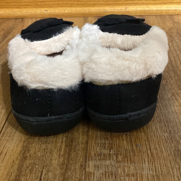 Seranoma black moccasin slippers with cream faux fur lining size 8 NWT - Picture 3 of 9
